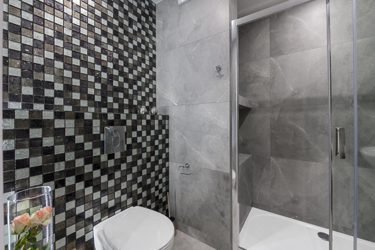 לודז' Gate Of City Centre Apartment By Pinpoint מראה חיצוני תמונה